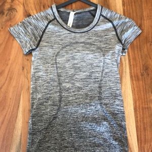 Lululemon run swiftly ombré tee